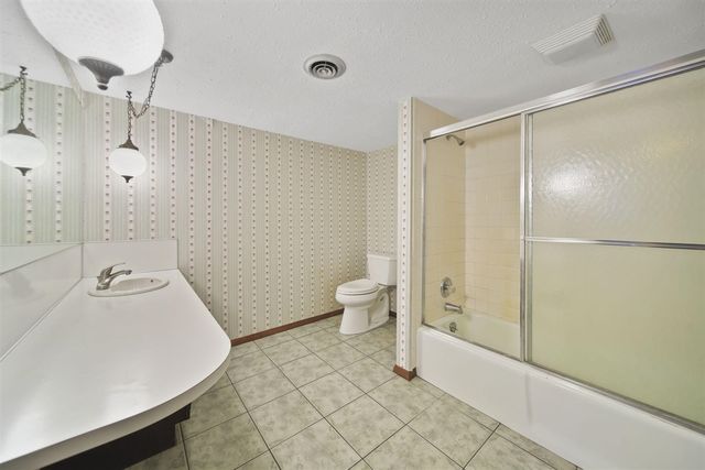 11495 W Carleton Road, Clayton, MI 49235