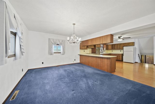 11495 W Carleton Road, Clayton, MI 49235