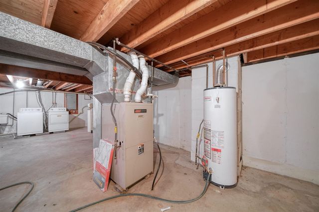 11495 W Carleton Road, Clayton, MI 49235