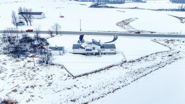 11495 W Carleton Road, Clayton, MI 49235