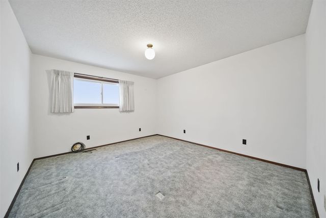 11495 W Carleton Road, Clayton, MI 49235