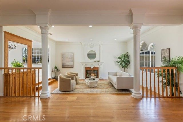 4926 Crown Avenue, La Canada Flintridge, CA 91011
