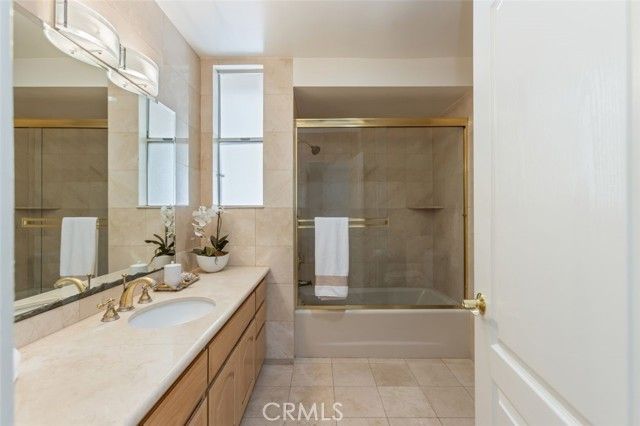 4926 Crown Avenue, La Canada Flintridge, CA 91011