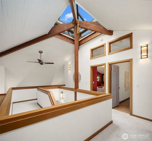 12210 NE 39th Street, Bellevue, WA 98005