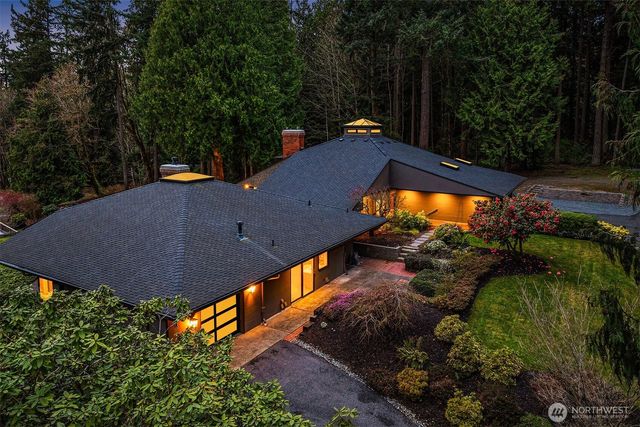 12210 NE 39th Street, Bellevue, WA 98005