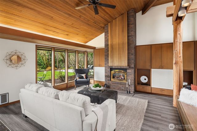 12210 NE 39th Street, Bellevue, WA 98005