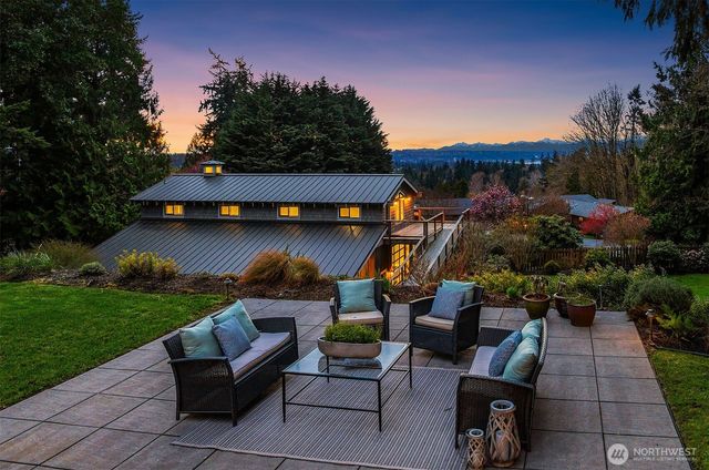 12210 NE 39th Street, Bellevue, WA 98005