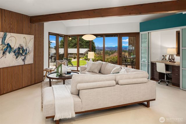 12210 NE 39th Street, Bellevue, WA 98005