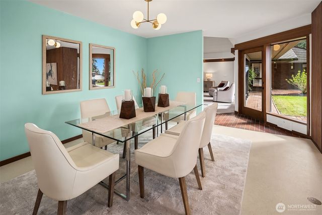 12210 NE 39th Street, Bellevue, WA 98005