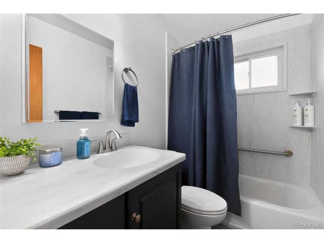 3747 S Elati St, Englewood, CO 80110