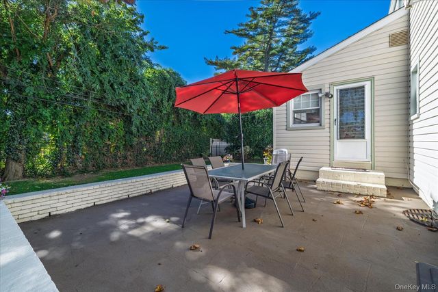 481 S Wood Road, Rockville Centre, NY 11570