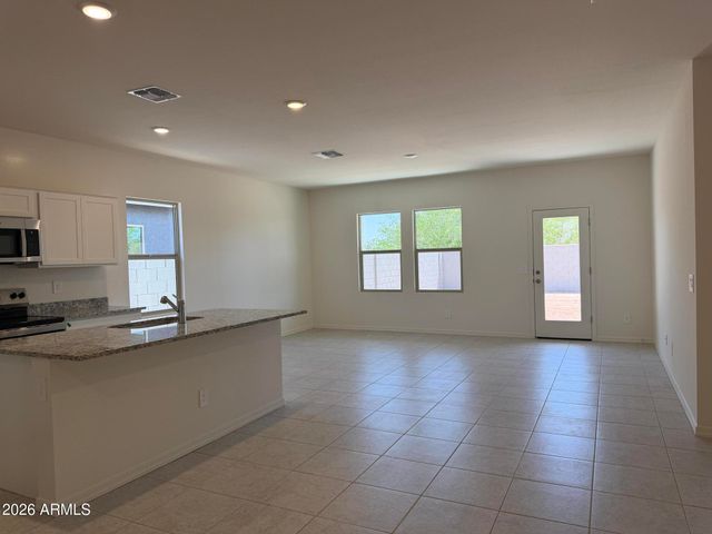 25767 N BOREAS Road, Florence, AZ 85132