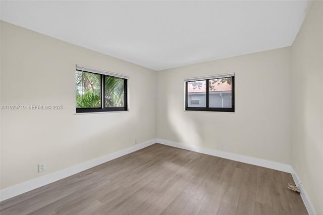 615 NE 26TH ST 8, Wilton Manors, FL 33305