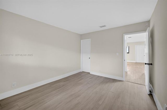 615 NE 26TH ST 8, Wilton Manors, FL 33305