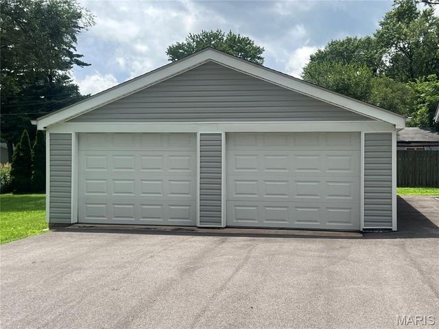117 Edgewood Drive, Belleville, IL 62223
