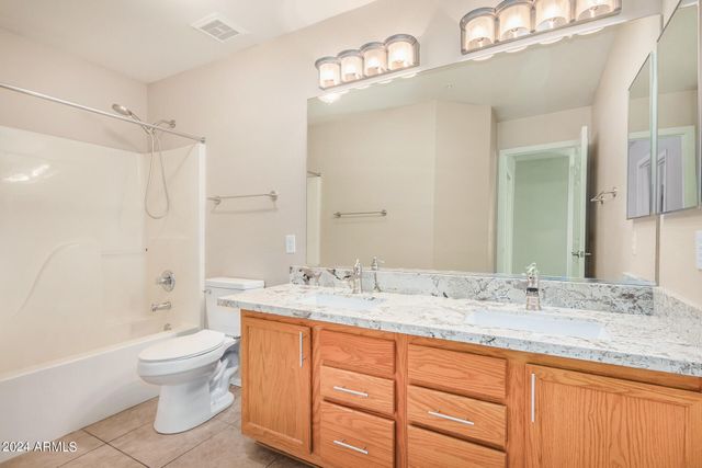 8930 E YUCCA Street, Scottsdale, AZ 85260