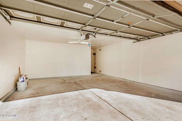 8930 E YUCCA Street, Scottsdale, AZ 85260