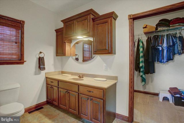 169 GRANNY SMITH LN, Fayetteville, PA 17222