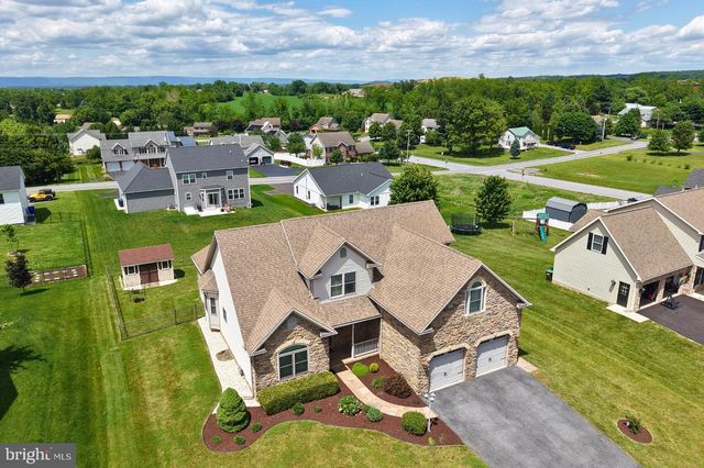 169 GRANNY SMITH LN, Fayetteville, PA 17222