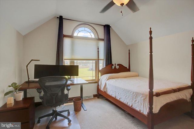 169 GRANNY SMITH LN, Fayetteville, PA 17222