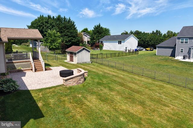 169 GRANNY SMITH LN, Fayetteville, PA 17222