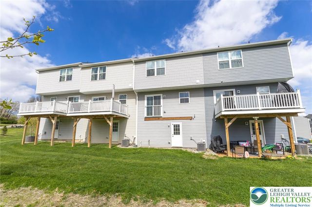 2126 Cross Country Road, Northampton Boro, PA 18067