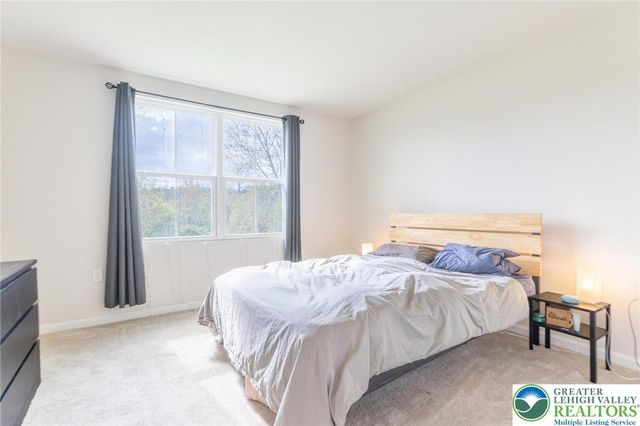 2126 Cross Country Road, Northampton Boro, PA 18067