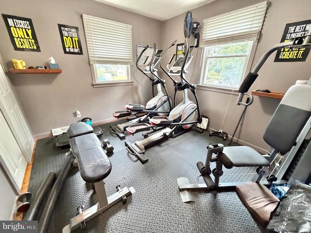 334 LINCOLN AVE N, Cherry Hill, NJ 08002
