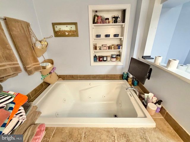 334 LINCOLN AVE N, Cherry Hill, NJ 08002