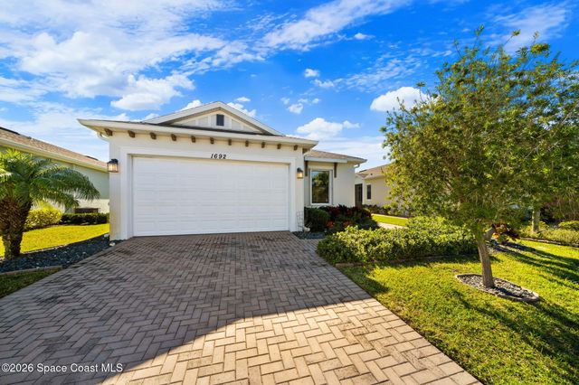 1692 Great Belt Circle, Melbourne, FL 32940