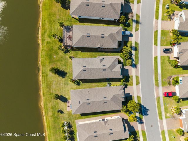 1692 Great Belt Circle, Melbourne, FL 32940