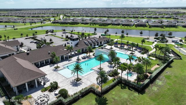 1692 Great Belt Circle, Melbourne, FL 32940