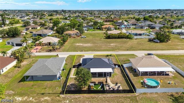 329 NE 27th ST, Cape Coral, FL 33909