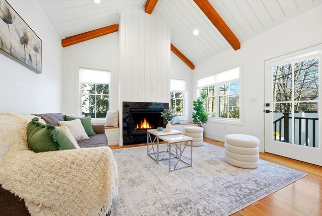 7 Sharon Ave 7, Newton, MA 02466