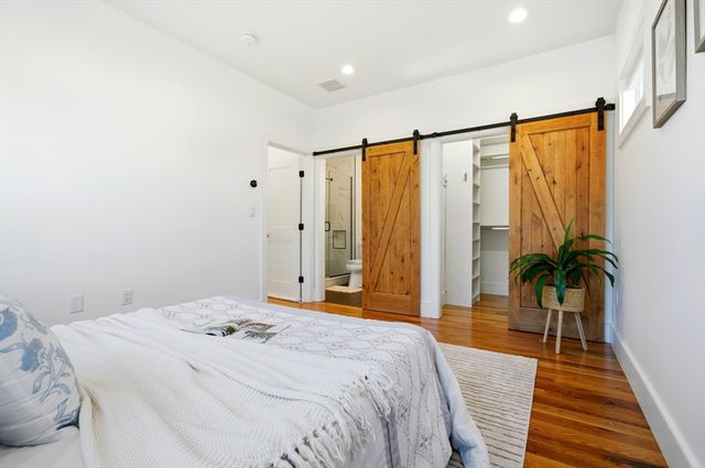 7 Sharon Ave 7, Newton, MA 02466