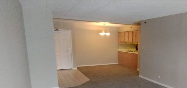 18600 Village West Drive 303, Hazel Crest, IL 60429