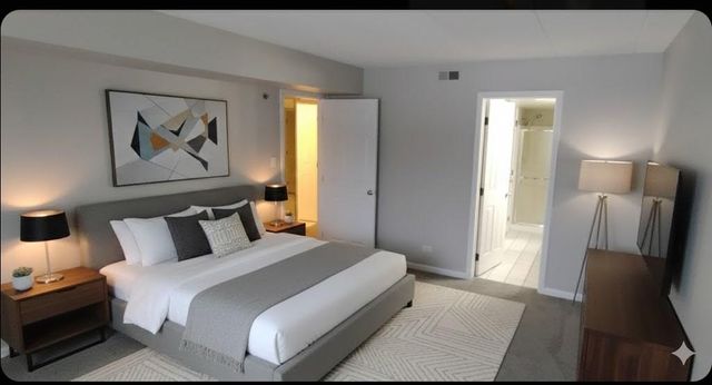 18600 Village West Drive 303, Hazel Crest, IL 60429