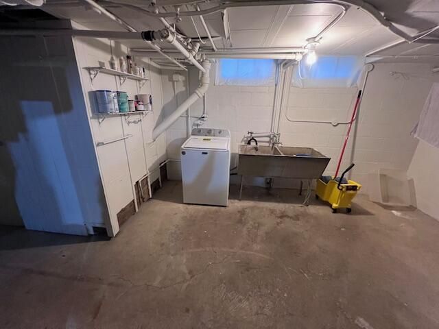 8209 W Burleigh STREET, Milwaukee, WI 53222