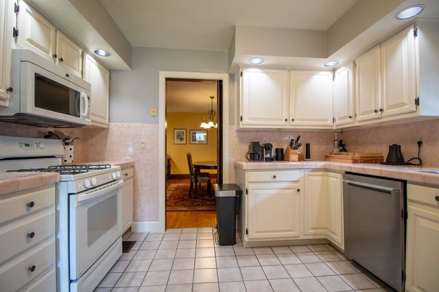 137 W 34TH Street, Erie, PA 16508
