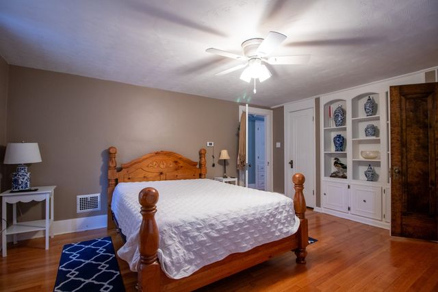 137 W 34TH Street, Erie, PA 16508