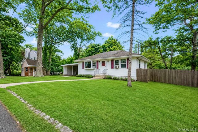 45 Dawn Road, Rocky Point, NY 11778