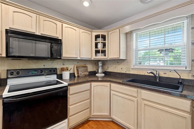 1131 N 11th Street, Miamisburg, OH 45342