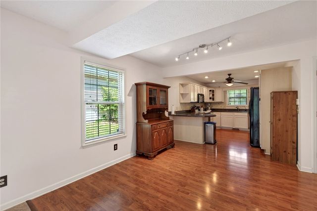 1131 N 11th Street, Miamisburg, OH 45342