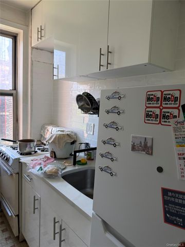76-12 35th Avenue 5k, Jackson Heights, NY 11372