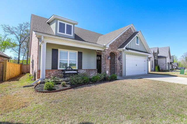 1519 SAWTOOTH, Benton, AR 72019