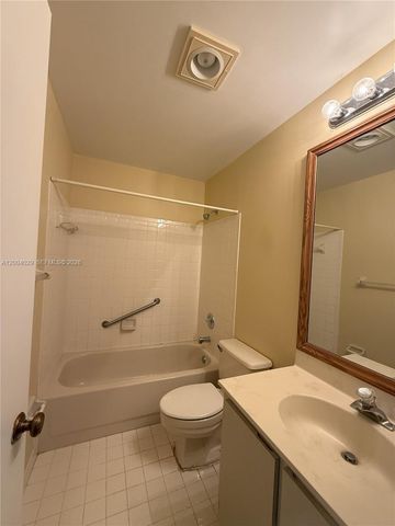 7029 Marlberry Ln 7029, Tamarac, FL 33321