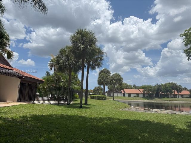 7029 Marlberry Ln 7029, Tamarac, FL 33321