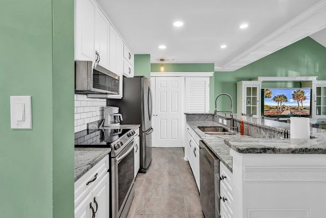 4357 Spa Dr Apt 109, Little River, SC 29566