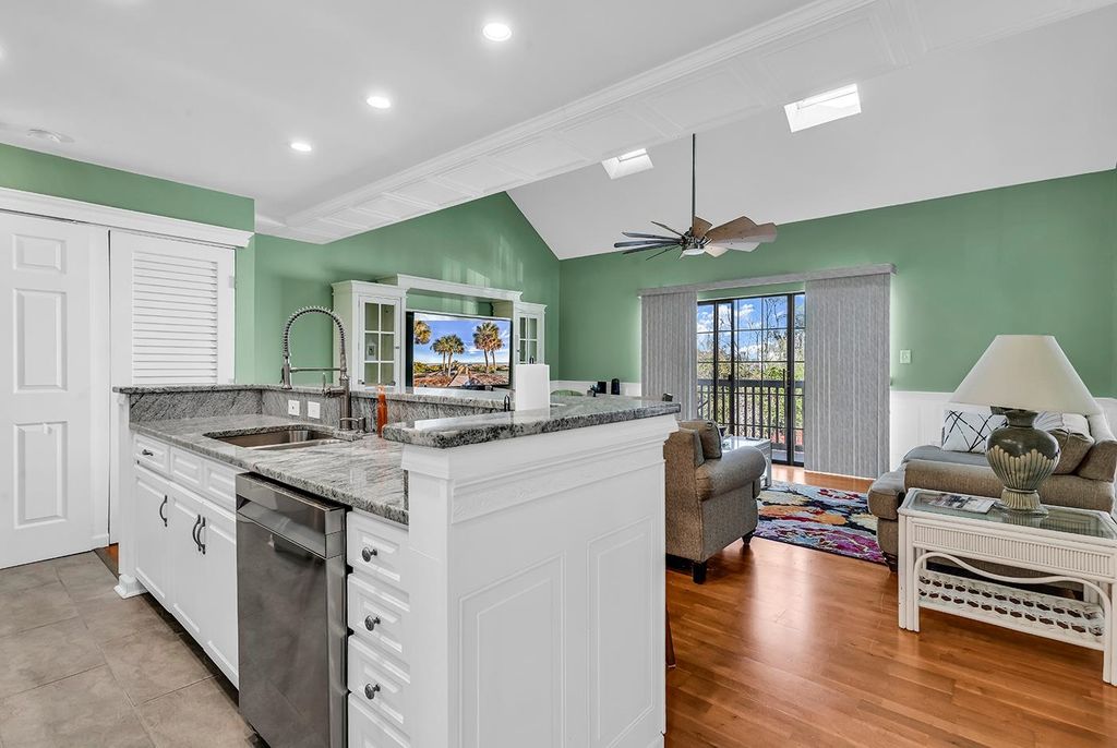 4357 Spa Dr Apt 109, Little River, SC 29566 — photo 5