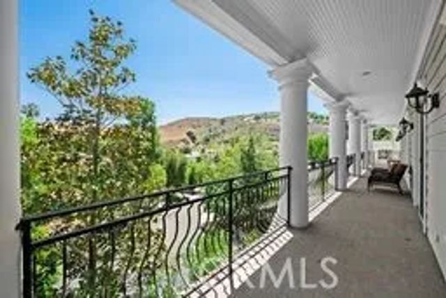 9 Zanja Lane, Bell Canyon, CA 91307